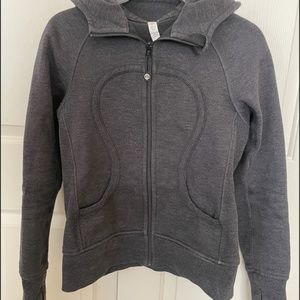 Lululemon Scuba Hoodie, size 6, charcoal gray